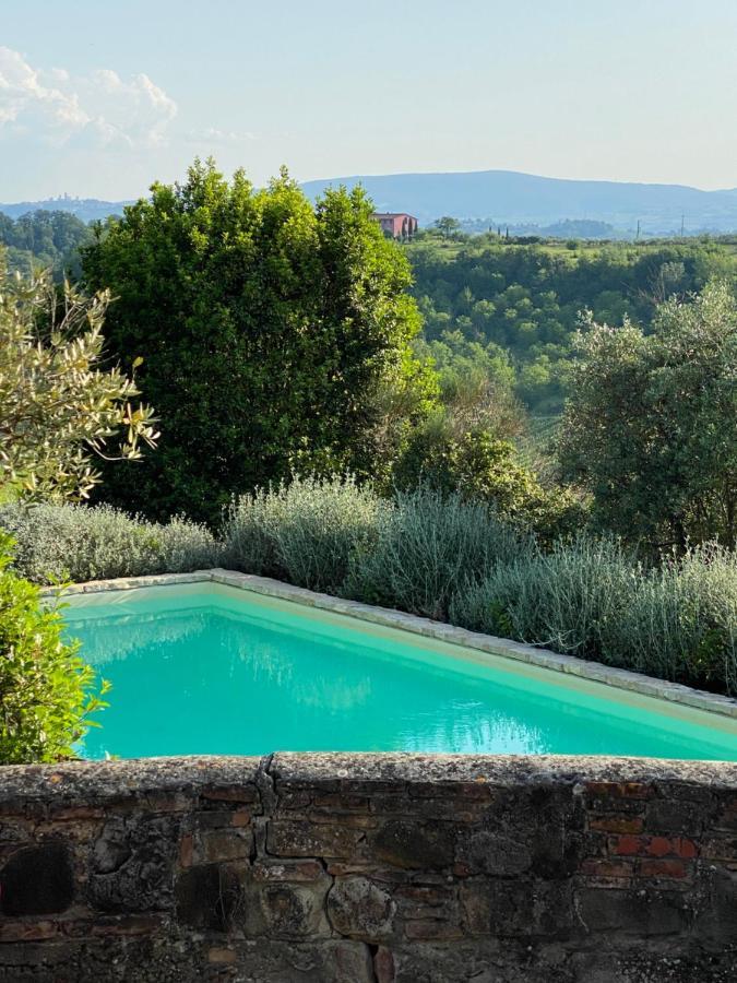 Villa Tre Colli - In The Heart Of Tuscany Чертальдо Екстер'єр фото